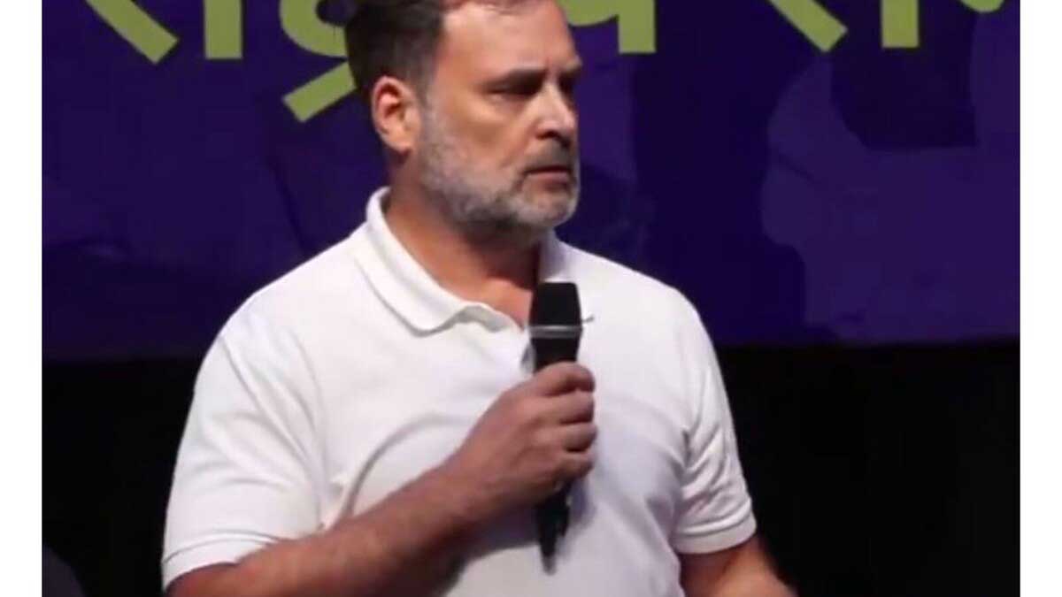 Rahul Gandhi attacks RSS says the RSS has no knowledge of history