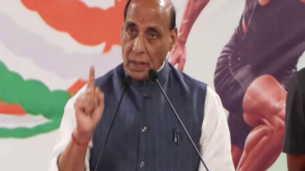 Rajnath Singh expressed gratitude for donating 1,000 units of blood for the Indian Army