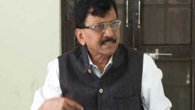 Sanjay Raut targets the government over the Jantar Mantar incident