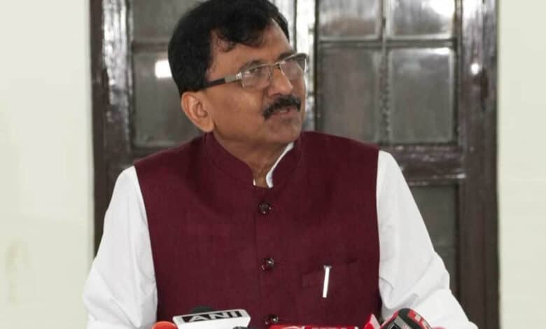 Sanjay Raut upheld the Congress tradition regarding Vande Mataram.