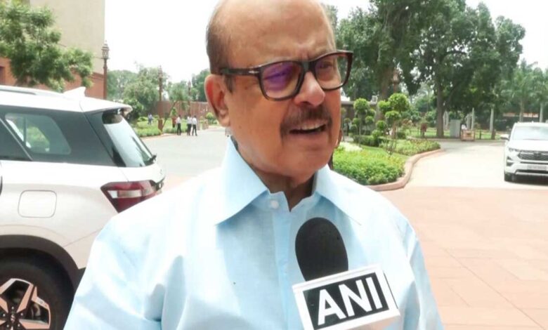 There is no platform greater than Parliament Tariq Anwar targets Amit Shah
