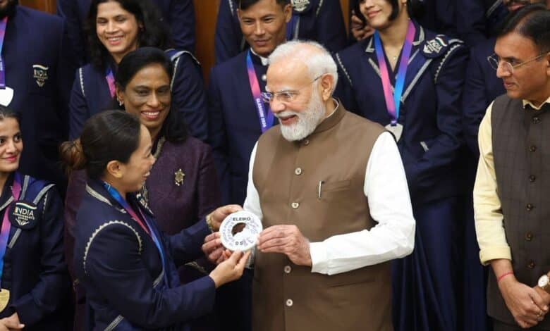 PM Modi Praised medal winners and encouraged the players