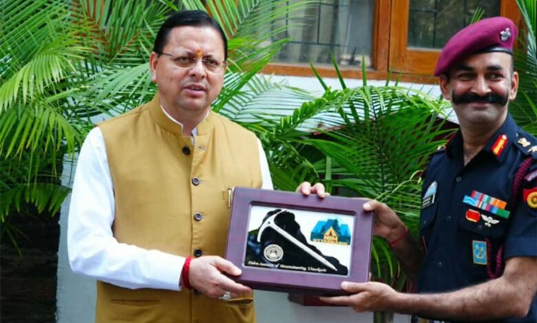 CM Dhami flags off four mountaineering expeditions of NIM