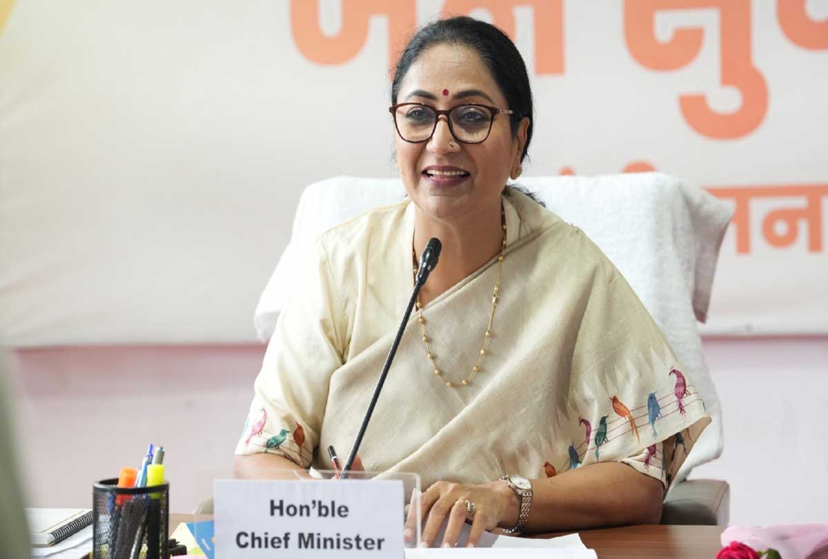 CM Rekha Gupta ambitious goal Okhla landfill to become an Oxygen Park