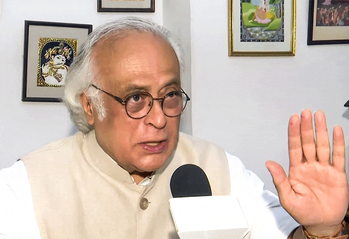 Jairam Ramesh ने महंगाई पर केंद्र सरकार को घेरा, PM Modi के बयान पर साधा निशाना