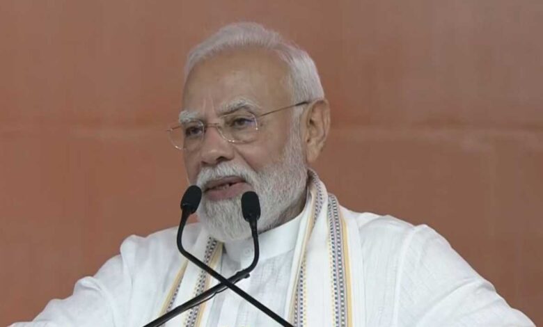 PM Modi described BJP offices as sanctuaries for distressed people
