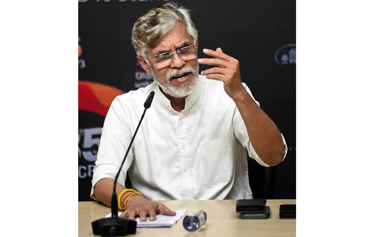Pawan Khera intensified his attack on the CEC regarding the SIR process.