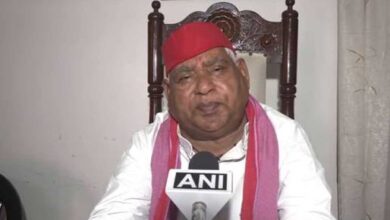 SP and RJD back Rahul Gandhi allegations against the Election Commission