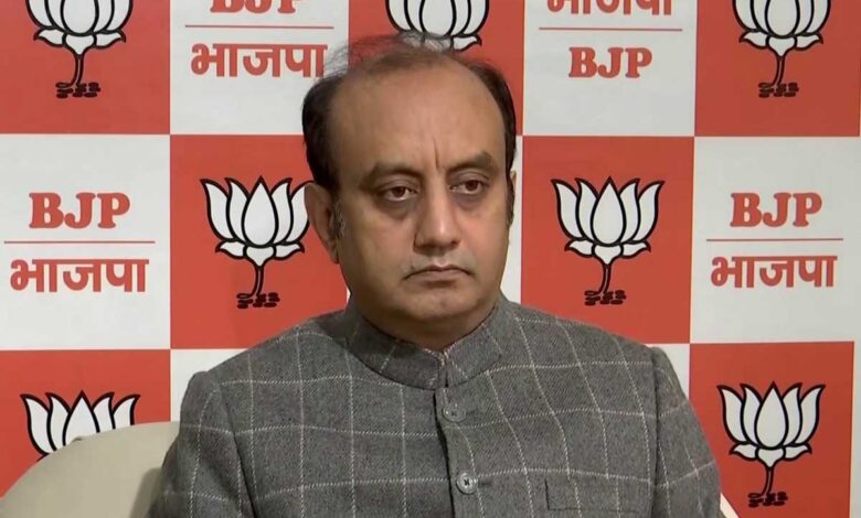 Sudhanshu Trivedi targets Rahul Gandhi over EC allegations