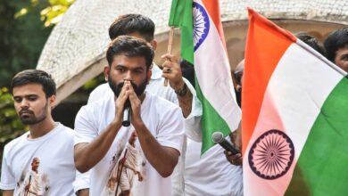 Abhijeet Dipke criticized PM Modi over the Delhi detention controversy