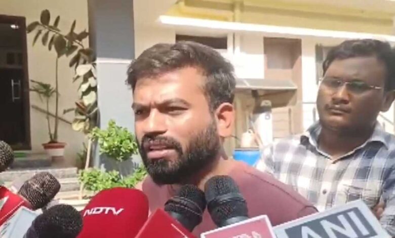 Abhijeet Dipke has accused the Delhi Police of custodial harassment