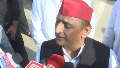 Akhilesh Yadav takes a dig at BJP after meeting Azam Khan