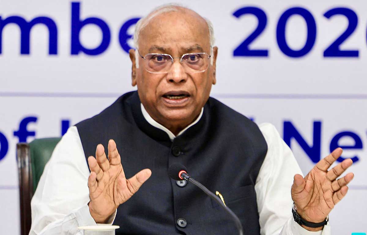 Mallikarjun Kharge accused the BJP of spreading economic terrorism
