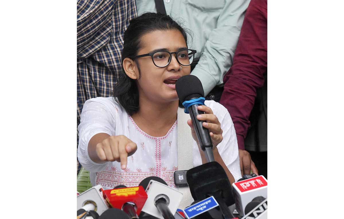Neha Bora sought relief from the High Court regarding a Rs 10,000 peace bond notice