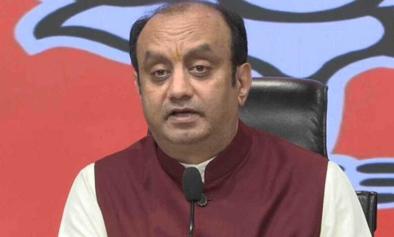 Sudhanshu Trivedi takes aim at the Congress party protest