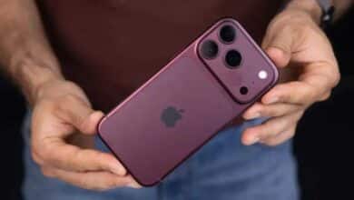 Users frustrated by audio issues in iPhone 18 Pro.